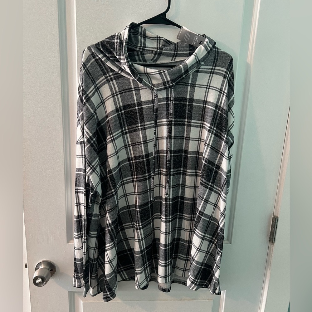 Lane Bryant 22/24 Plaid Long Sleeve
